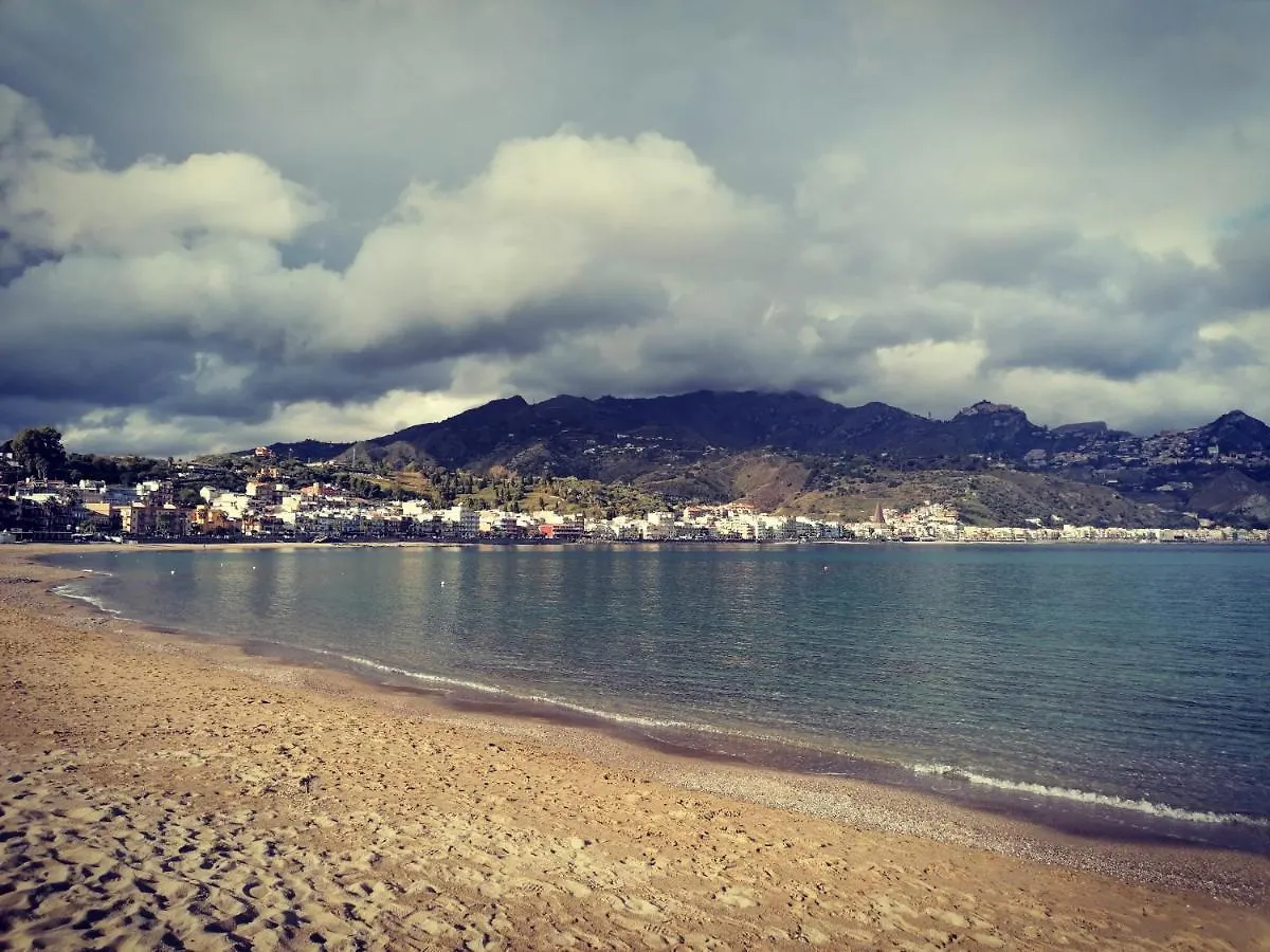 Guest house Villa Laura Apartment Giardini Naxos