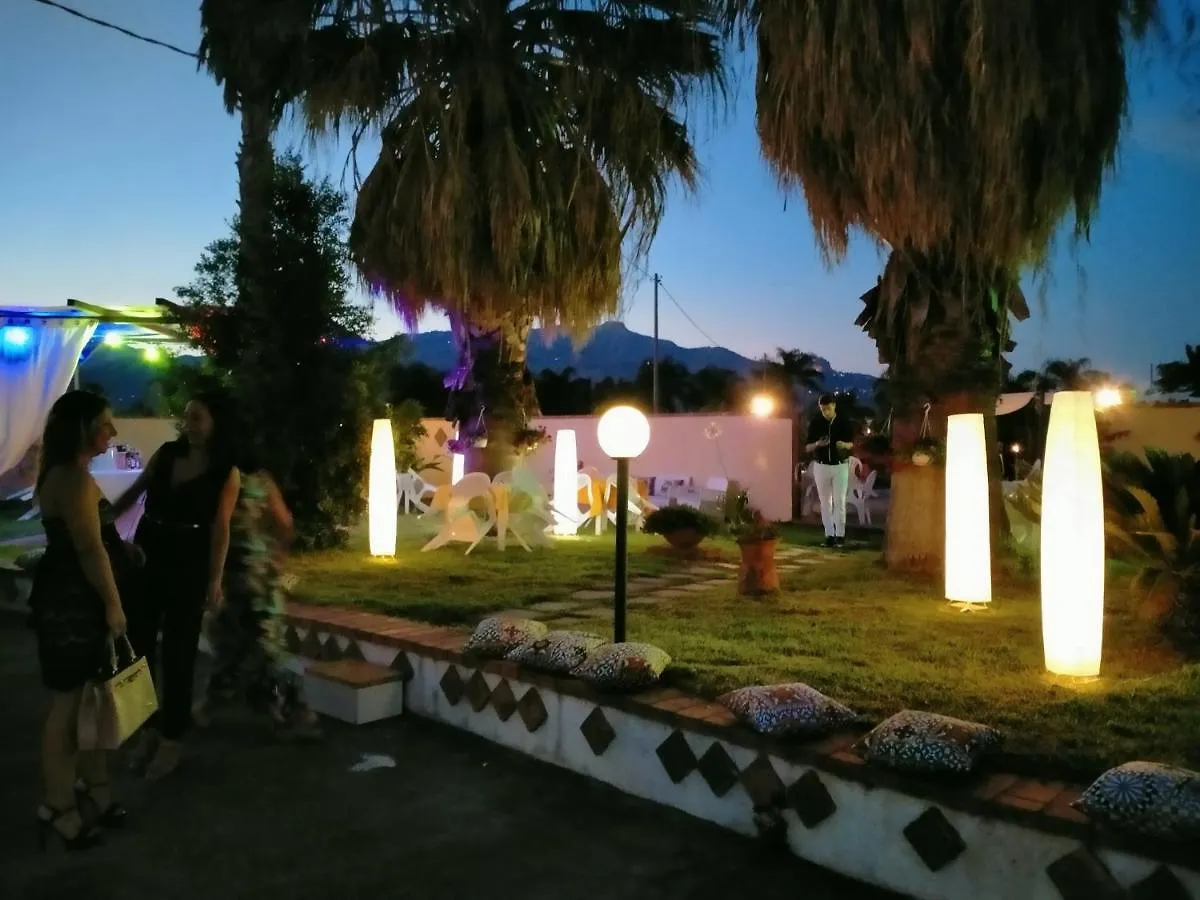 Vendégház Villa Laura Apartment Giardini-Naxos